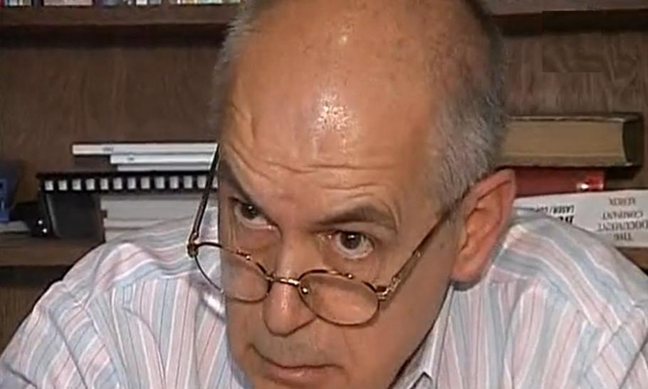 Naum Ciomu, medicul care a secţionat penisul unui bărbat în timpul unei operaţii, a murit Naum Ciomu, medicul care a secţionat penisul unui bărbat în timpul unei operaţii, a murit
