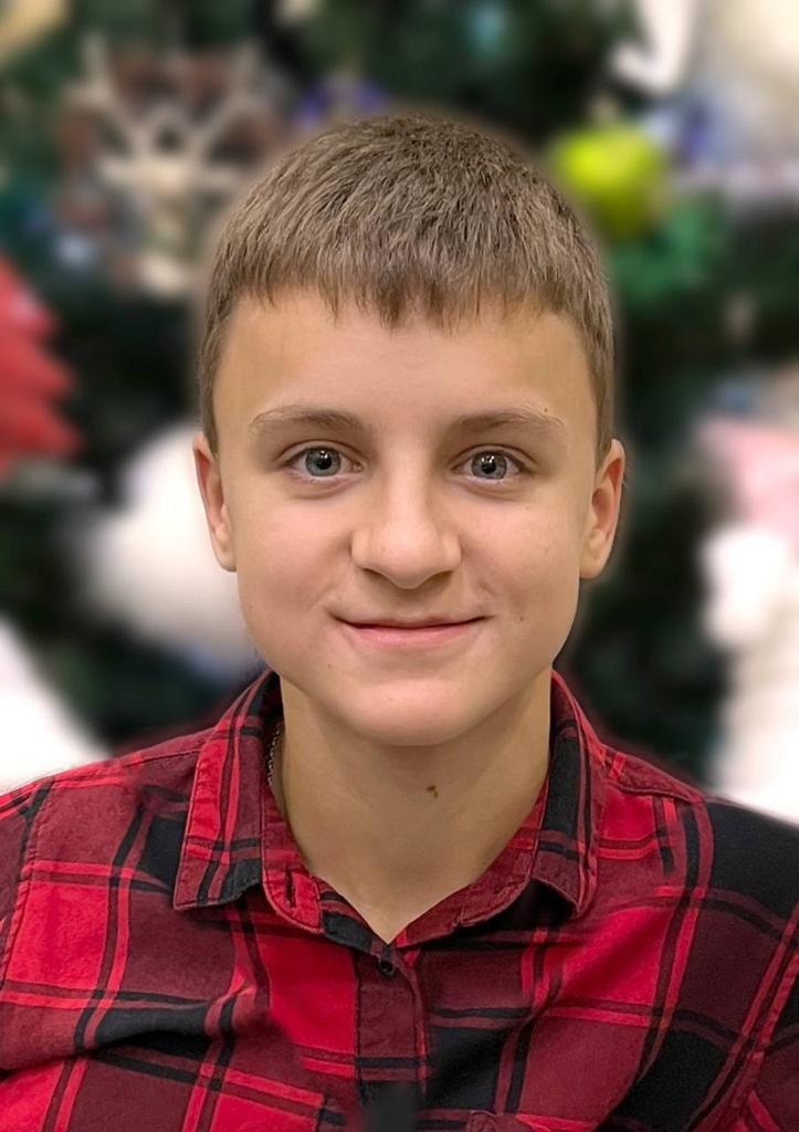 Lacrimi de durere la înmormântarea unui copil de 14 ani, ucis în timp ce încerca să fugă din Ucraina