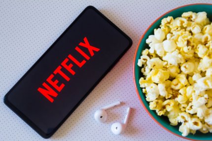 Schimbările pregătite de Netflix după ce a pierdut abonați pentru prima dată în ultimii 10 ani. Ar putea introduce reclame în premieră