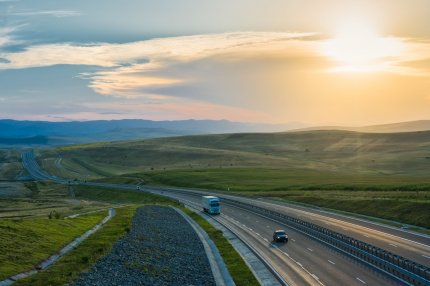 Câţi kilometri de autostradă are România. Peste 5% din lungimea drumurilor naţionale este de mare viteză