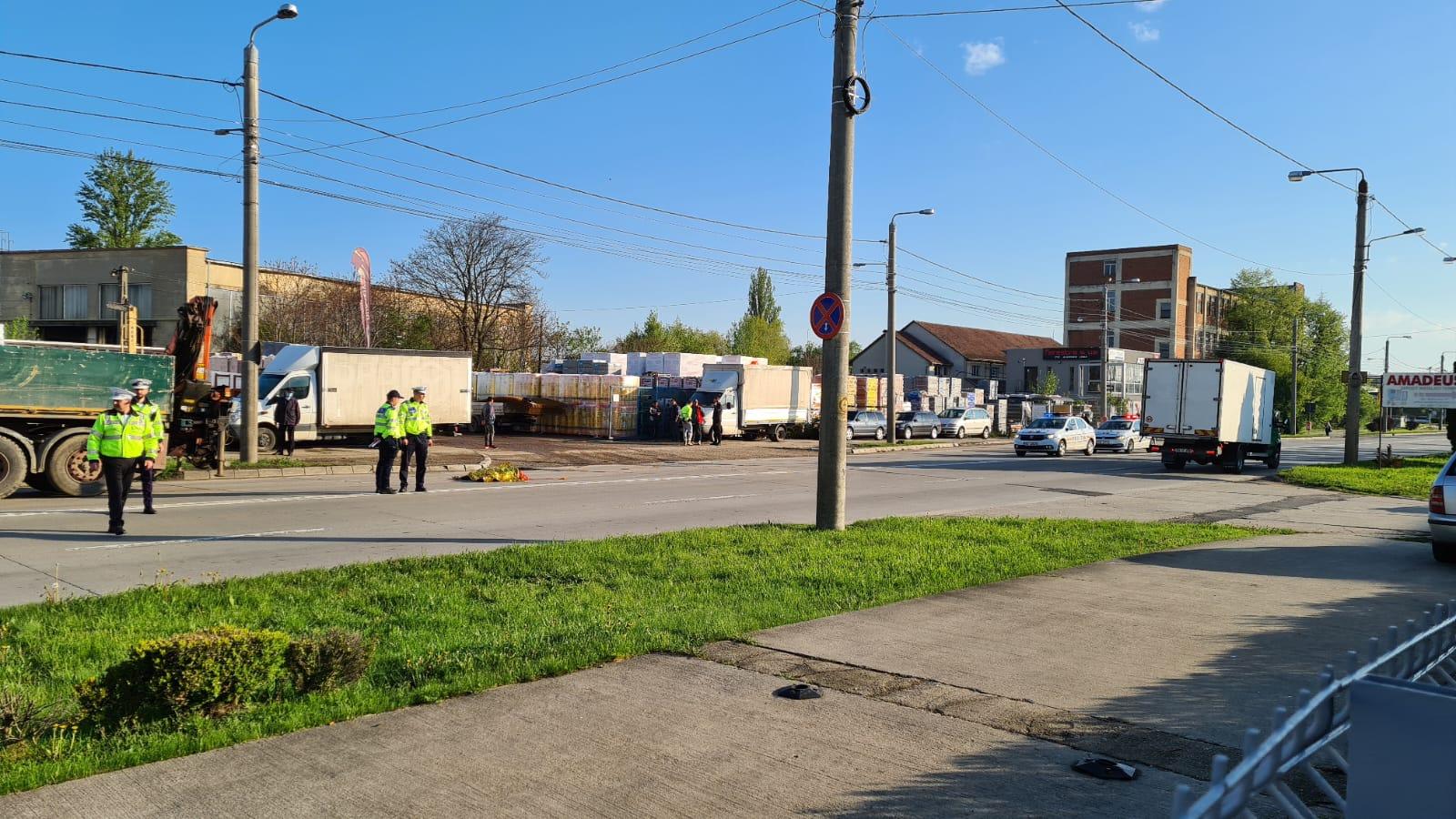 Biciclist din Satu Mare, omorât după ce a fost lovit de TIR. La volan se afla un tânăr de 25 de ani