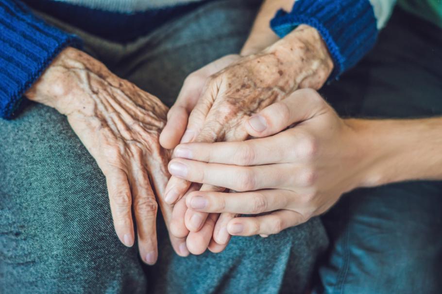 Telenovelă între o româncă şi un italian. Telenovelă între o româncă şi un italian.