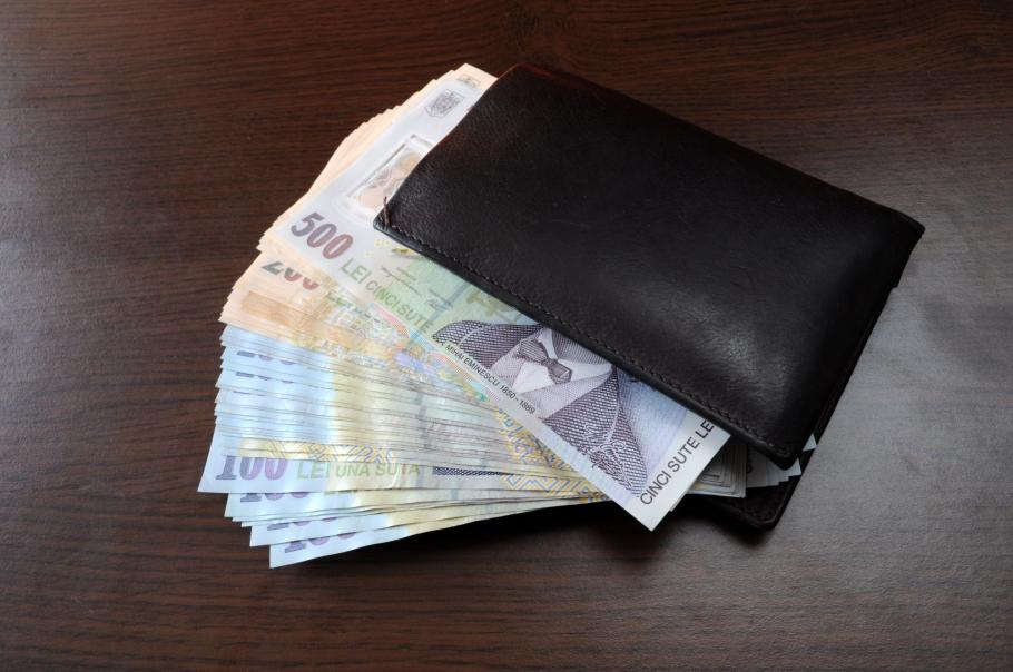 Cu cât ar putea crește salariul minim în 2022. Marcel Ciolacu: Discutăm o propunere de la IMM-uri Cu cât ar putea crește salariul minim în 2022. Marcel Ciolacu: Discutăm o propunere de la IMM-uri