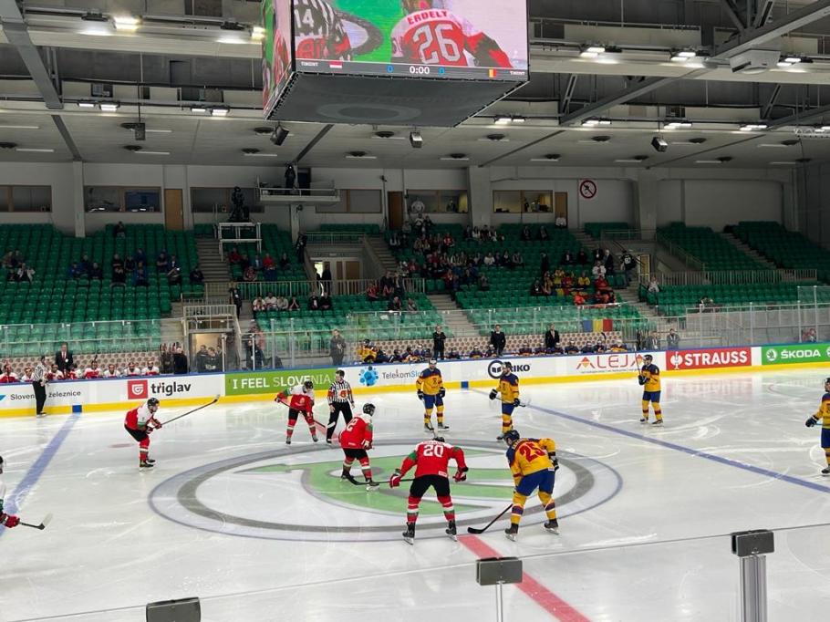 Naţionala României a pierdut meciul cu Ungaria de la Campionatul Mondial de hochei pe gheaţă Naţionala României a pierdut meciul cu Ungaria de la Campionatul Mondial de hochei pe gheaţă