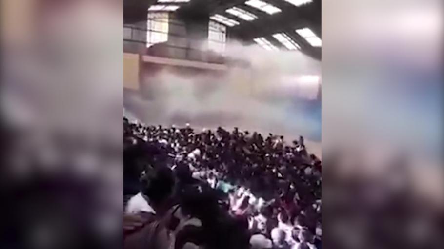 Busculadă într-o universitate din Bolivia. Patru persoane au murit după ce o grenadă a fost aruncată în mijlocul mulțimii Busculadă într-o universitate din Bolivia. Patru persoane au murit după ce o grenadă a fost aruncată în mijlocul mulțimii