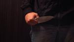 Un italian care şi-a găsit iubita în pat cu alt bărbat a pus mâna pe un cuţit de bucătărie şi a încercat să-şi facă singur dreptate