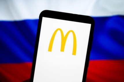 McDonald’s se retrage din Rusia la 30 de ani de la deschiderea primului restaurant.