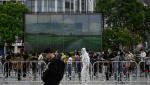 Peste 13.000 de chinezi, carantinaţi cu forţa deşi aveau teste COVID negative. Şi-au făcut în grabă bagajele şi au format cozi imense