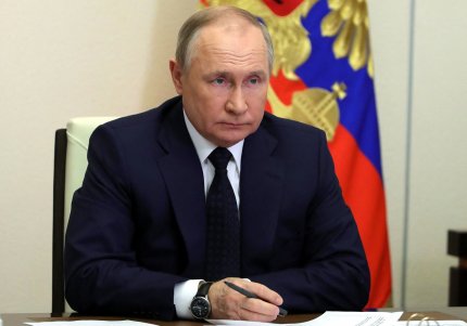 Putin a ordonat o creştere de 10% a pensiilor şi salariului minim. Cum a ajuns rubla cea mai performantă monedă din lume