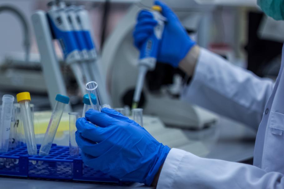 UE va cumpăra vaccinuri anti-variolă UE va cumpăra vaccinuri anti-variolă