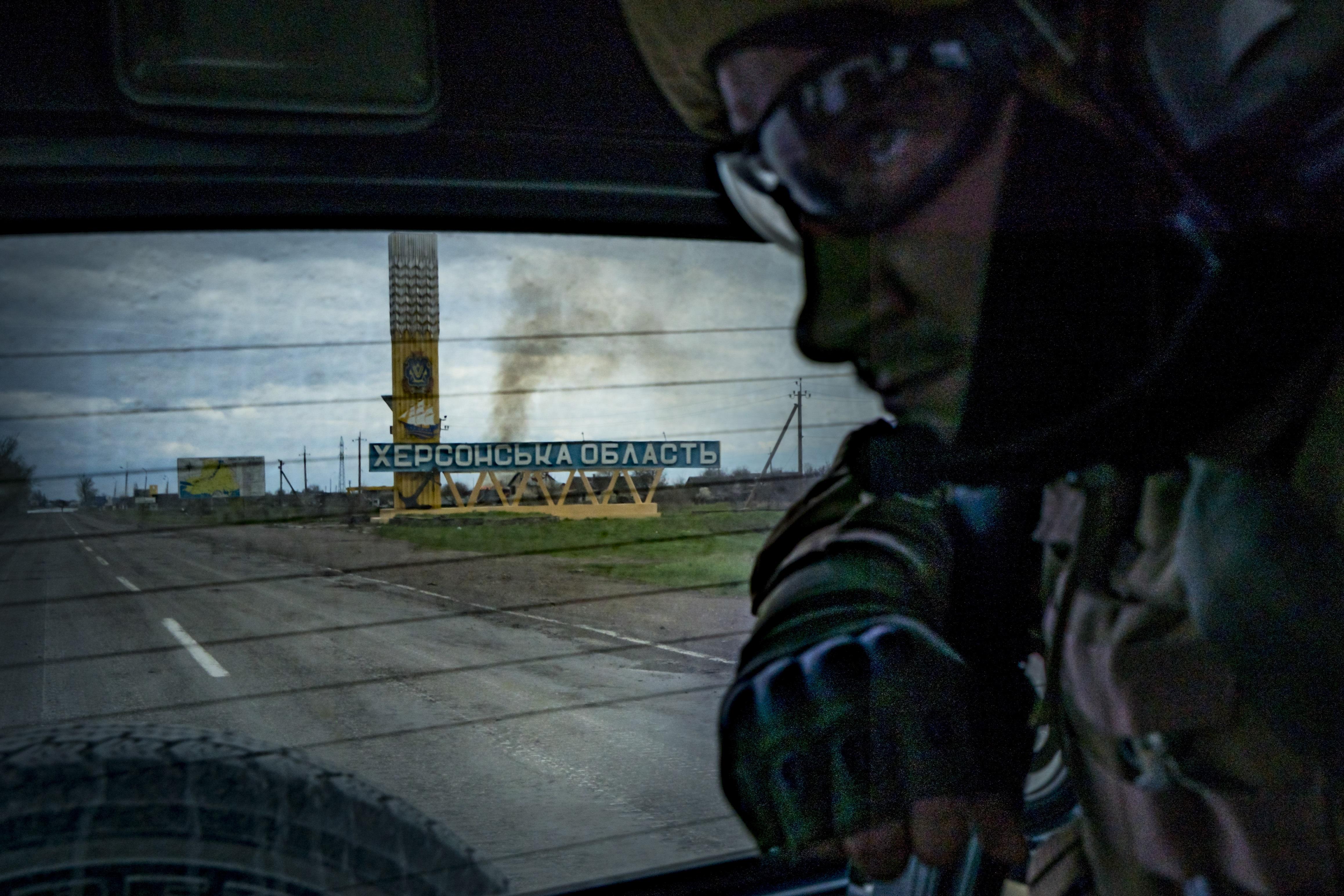militar ucrainean în zona orașului Nikolaev din sudul Ucrainei