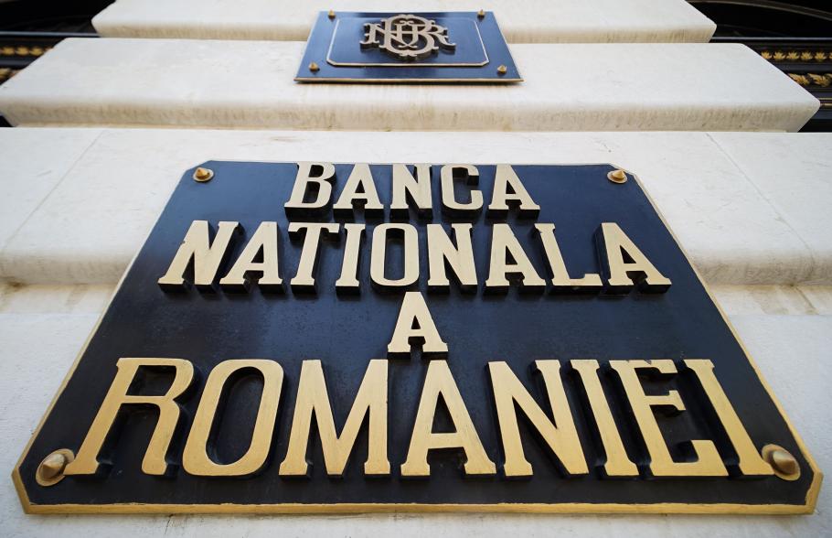 ROBOR, 30 mai 2022. Indicele la 3 luni stagnează, după ce a încheiat săptămâna trecută la 5,95% pe an Sediul Băncii Naţionale a României din Bucureşti