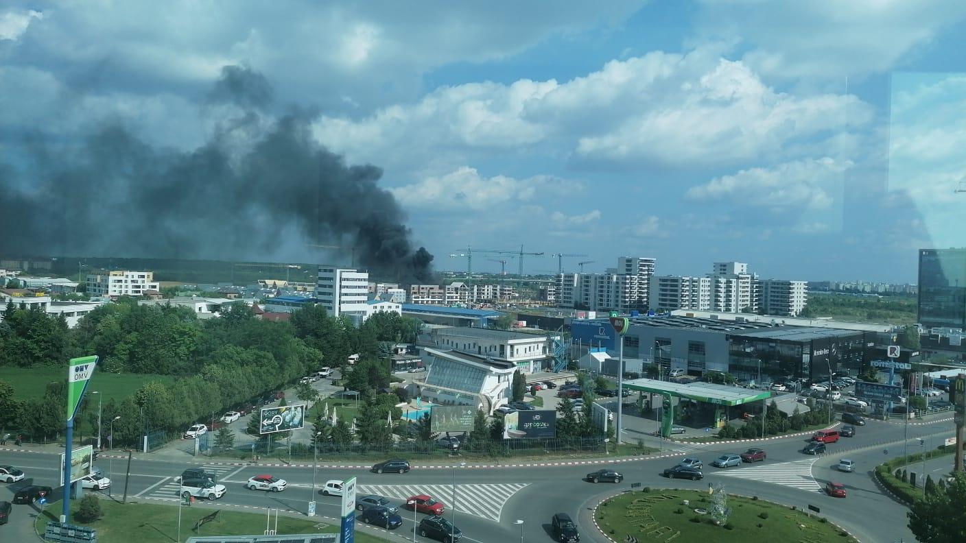 incendiu Pipera Plaza