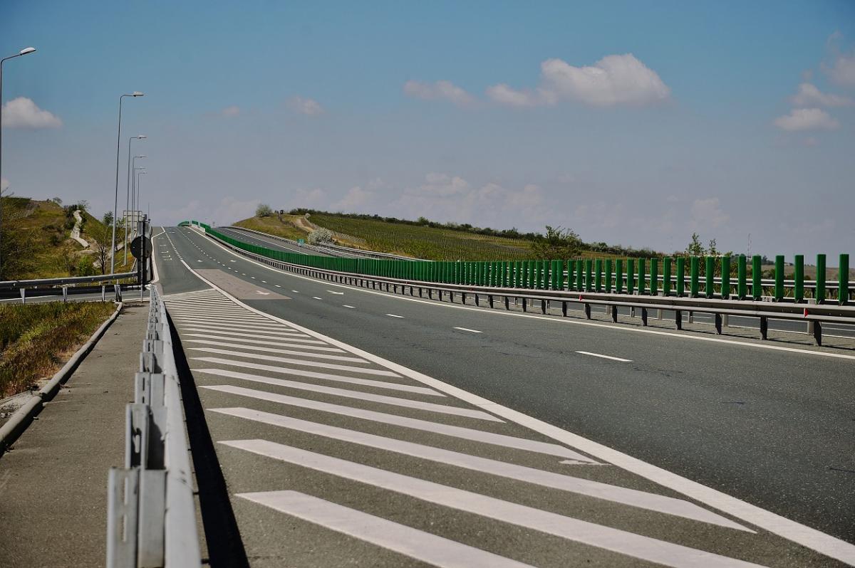 Se închide traficul pe Autostrada Soarelui, sensul București - Constanța. Restricțile se aplică de luni seară, timp de patru nopți Se închide traficul pe Autostrada Soarelui, sensul București - Constanța. Restricțile se aplică de luni seară, timp de patru nopți