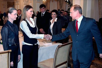 Alina Kabaeva, presupusa iubită a lui Vladimir Putin, este pe lista de sancțiuni propusă de UE. Americanii s-au temut s-o sancționeze