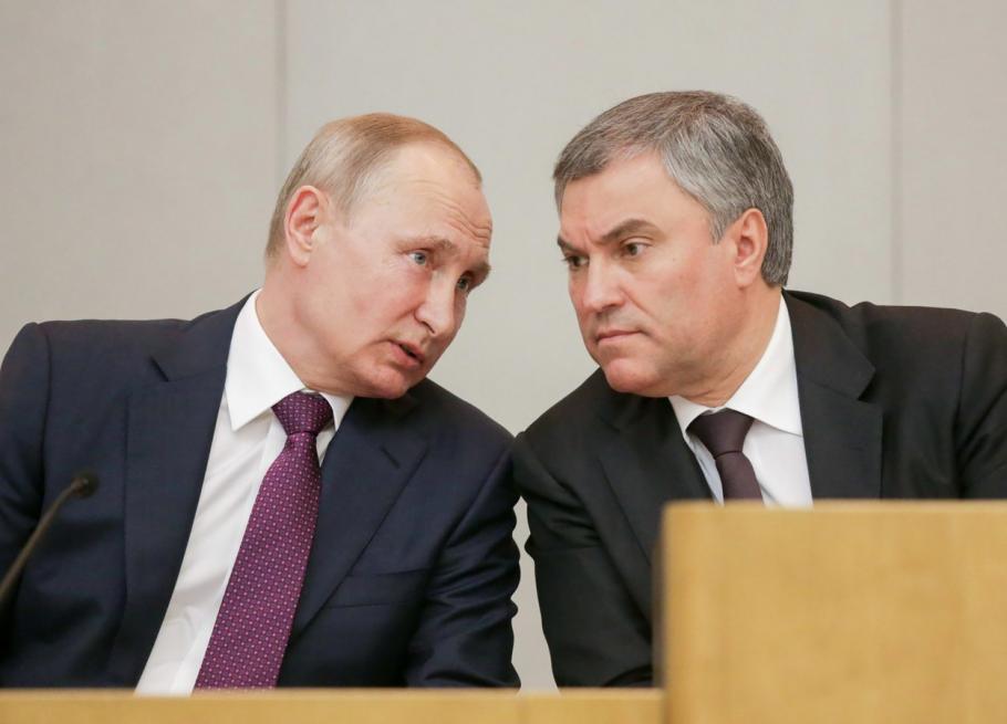 Preşedintele Dumei de Stat, Viaceslav Volodin şi Vladimir Putin Preşedintele Dumei de Stat, Viaceslav Volodin şi Vladimir Putin