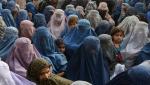 Talibanii au decis: Femeile şi fetele din Afganistan, obligate să poarte vălul islamic, pentru a evita provocările