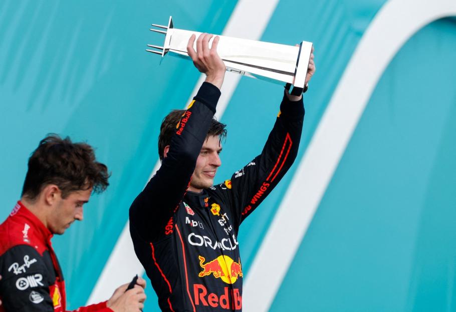 Max Verstappen a câştigat cursa de la Miami Max Verstappen a câştigat cursa de la Miami