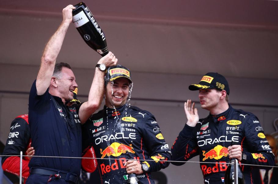 Tatăl lui Max Verstappen critică Red Bull. “Au aruncat puncte favorizându-l pe Perez” Sergio Perez a câştigat Marele Premiu de la Monaco