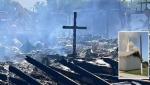 Miracolul crucii din altar, cruţată de flăcări, după ce un incendiu a ars din temelii o biserică din Texas