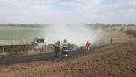 Peste 14 hectare de grâu şi 6 hectare de rapiţă s-au făcut scrum în Arad. Focul a pornit de la o ţigară aruncată la întâmplare