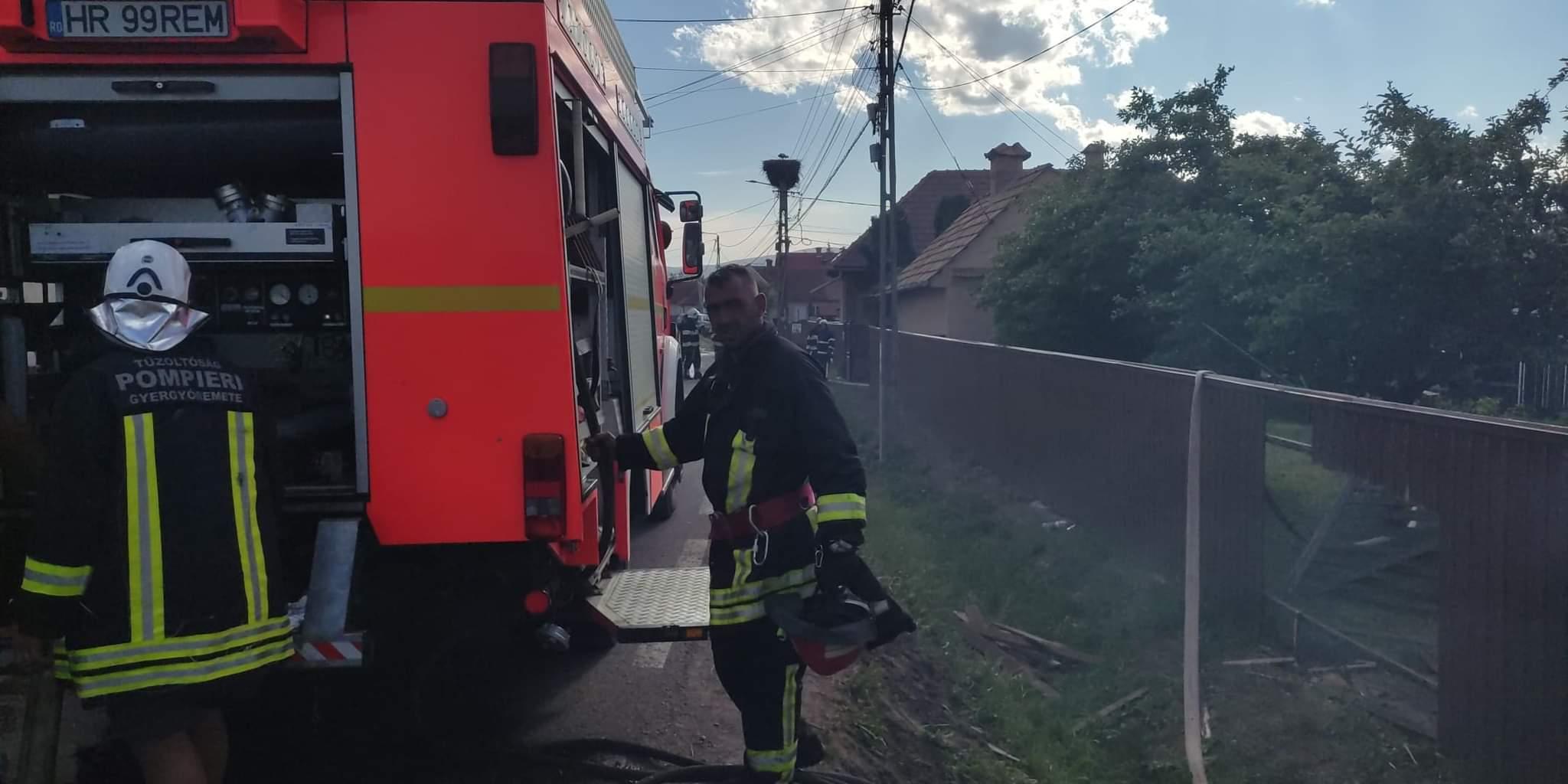 Incendiu în localitatea Joseni din Harghita