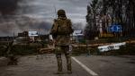 Primul proces al unui soldat rus acuzat de viol în Ucraina. Mihail Romanov a ucis un civil și i-a violat soția în repetate rânduri