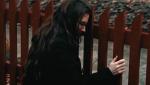 Femeia care s-a "căsătorit" cu Turnul Eiffel în 2007 susţine că are o relaţie amoroasă cu un gard: "Este forma care îmi place cel mai mult"