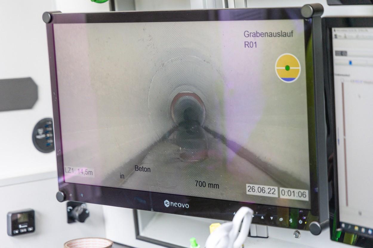 Imagini de la faţa locului