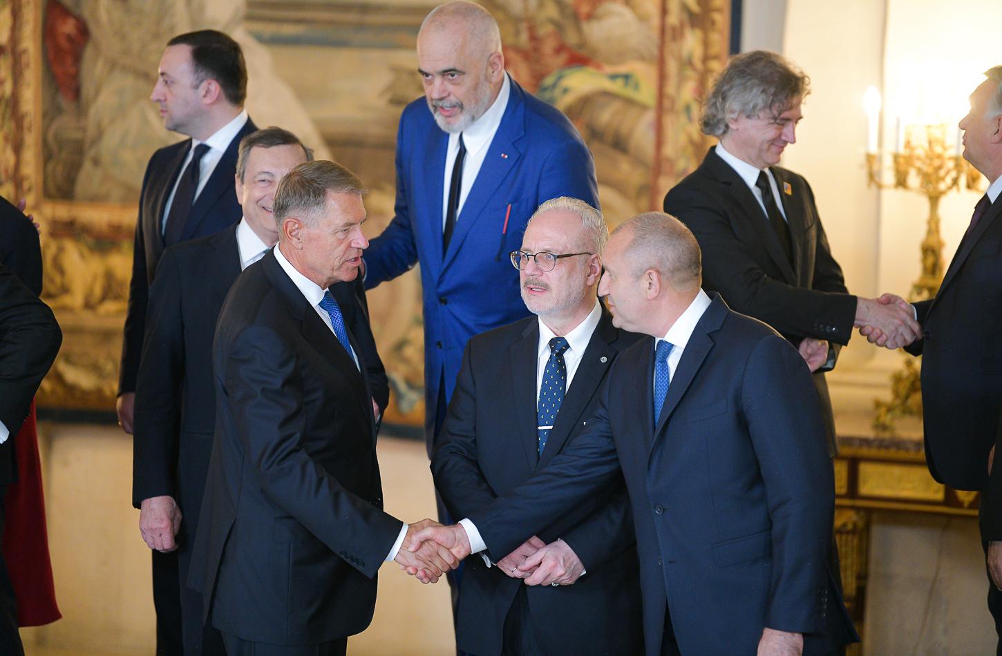 Președintele Iohannis, la summitul NATO