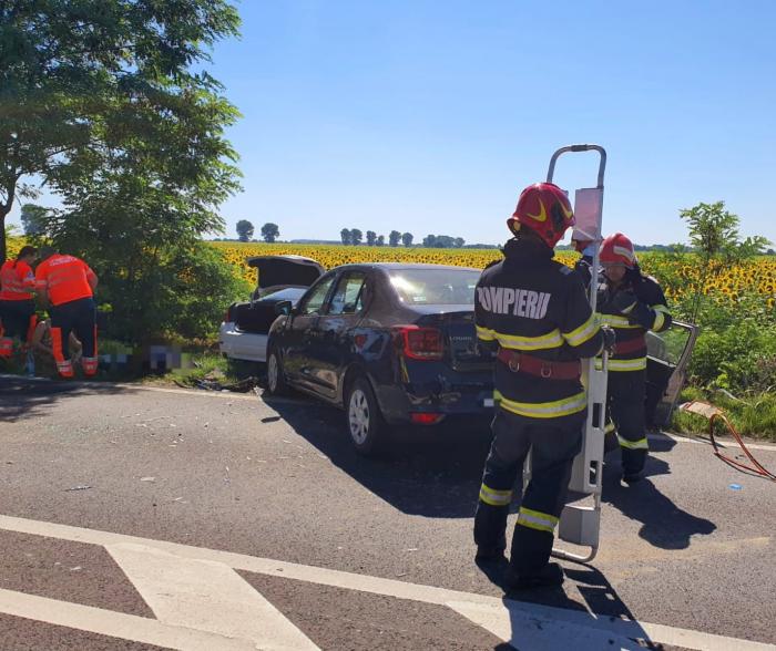 Impact devastator pe Drumul Morţii: 3 morţi şi 6 răniţi, după ce trei autoturisme s-au izbit violent în Ialomiţa. A fost declanşat planul roşu de intervenţie