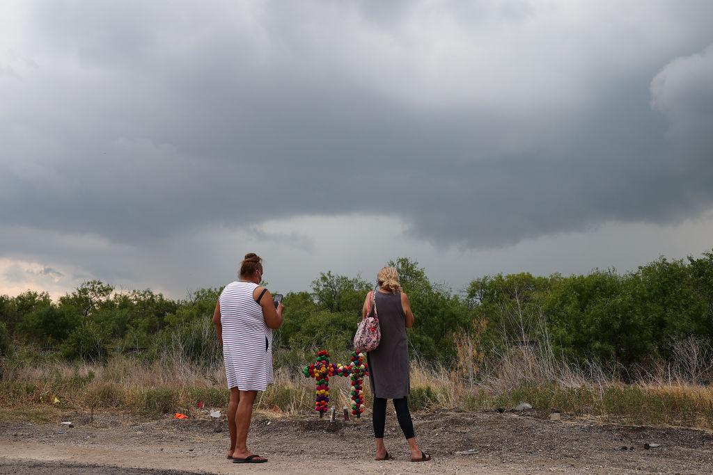 Peste 50 de cadavre au fost găsite în camion