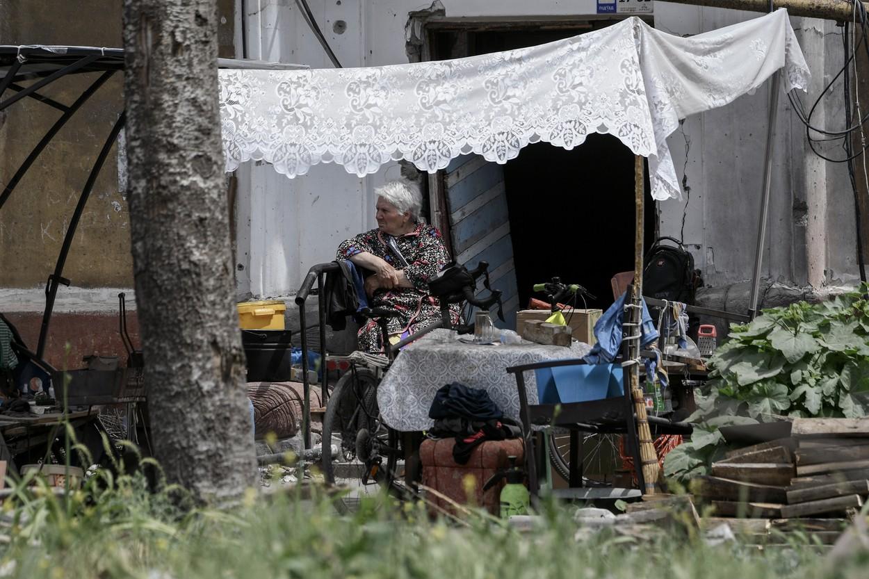 Ruşii vor să plaseze Mariupolul sub caratină din cauza unei posibile epidemii de holeră: "Vedem cum orașul se închide"