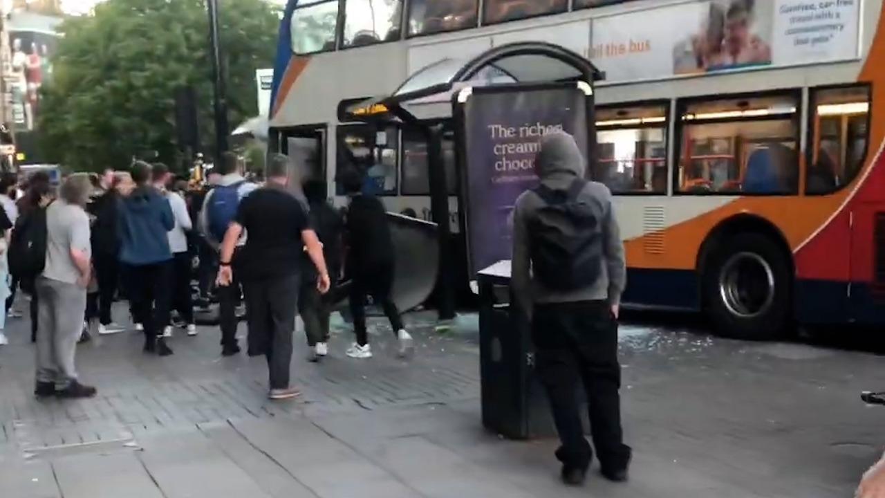 Accident într-o stație de autobuz din Manchester