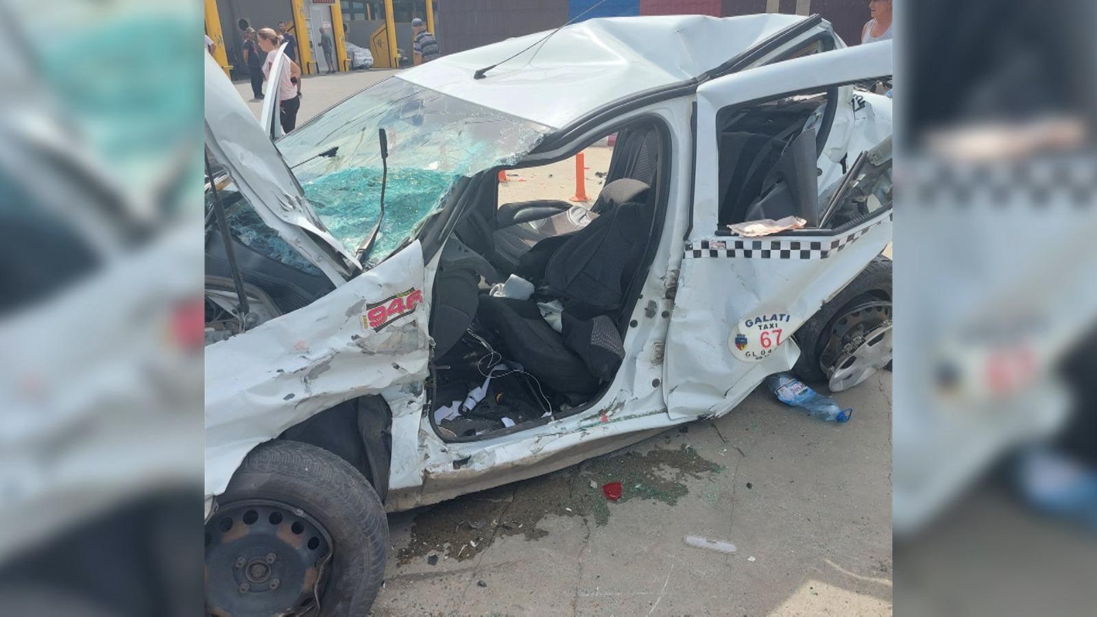 Accident în lanţ pe o stradă din Galaţi