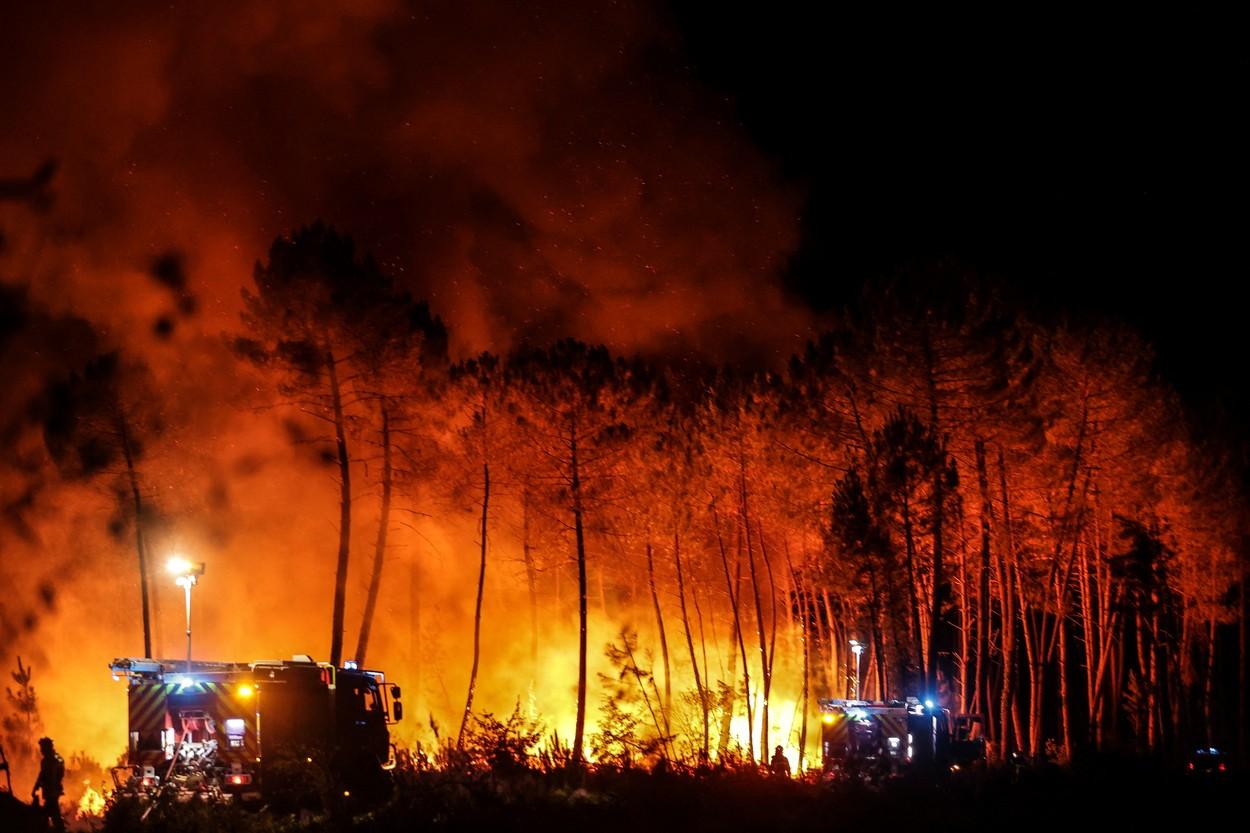 1000 de oameni au murit în Spania și Portugalia din cauza caniculei. Mii de pompieri se luptă cu incendiile: ”Nu am mai văzut așa ceva”