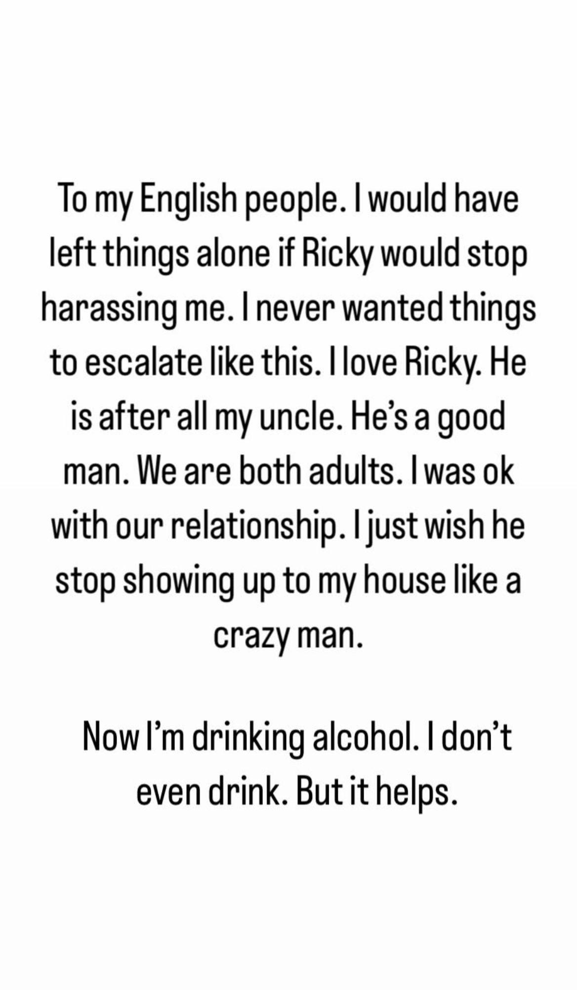 Nepotul lui Ricky Martin îşi retrage acuzaţiile de hărţuire sexuală împotriva cântăreţului