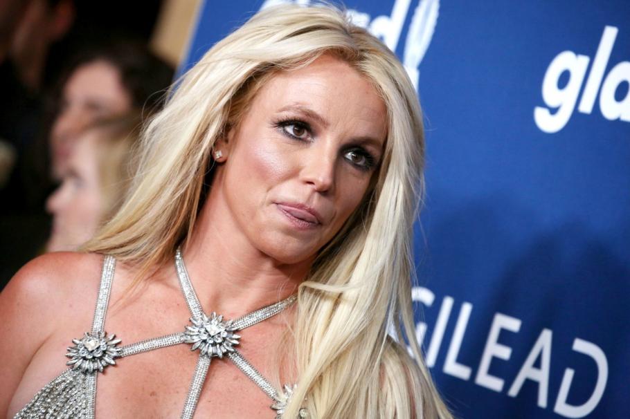 Fostul soţ al lui Britney Spears, condamnat după ce a apărut neinvitat la nunta cântăreţei cu Sam Ashgari Fostul soţ al lui Britney Spears, condamnat după ce a apărut neinvitat la nunta cântăreţei cu Sam Ashgari