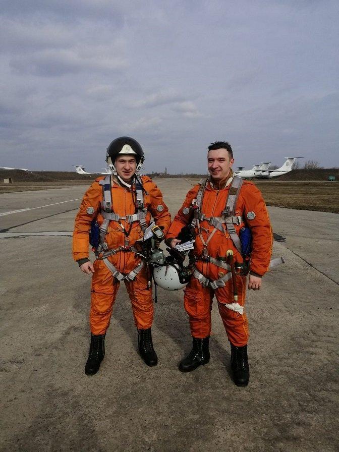 Cel mai bun pilot ucrainean a fost ucis de ruși în război la câteva zile după ce a fost decorat de Zelenski