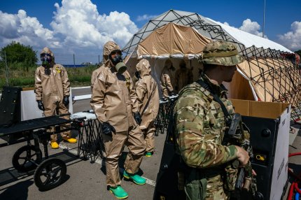 Război Rusia - Ucraina, ziua 175 LIVE TEXT. Ucraina anunţă distrugerea unei baze militare ruseşti în Herson. Comandantul Flotei ruse din Marea Neagră, demis după exploziile din Crimeea