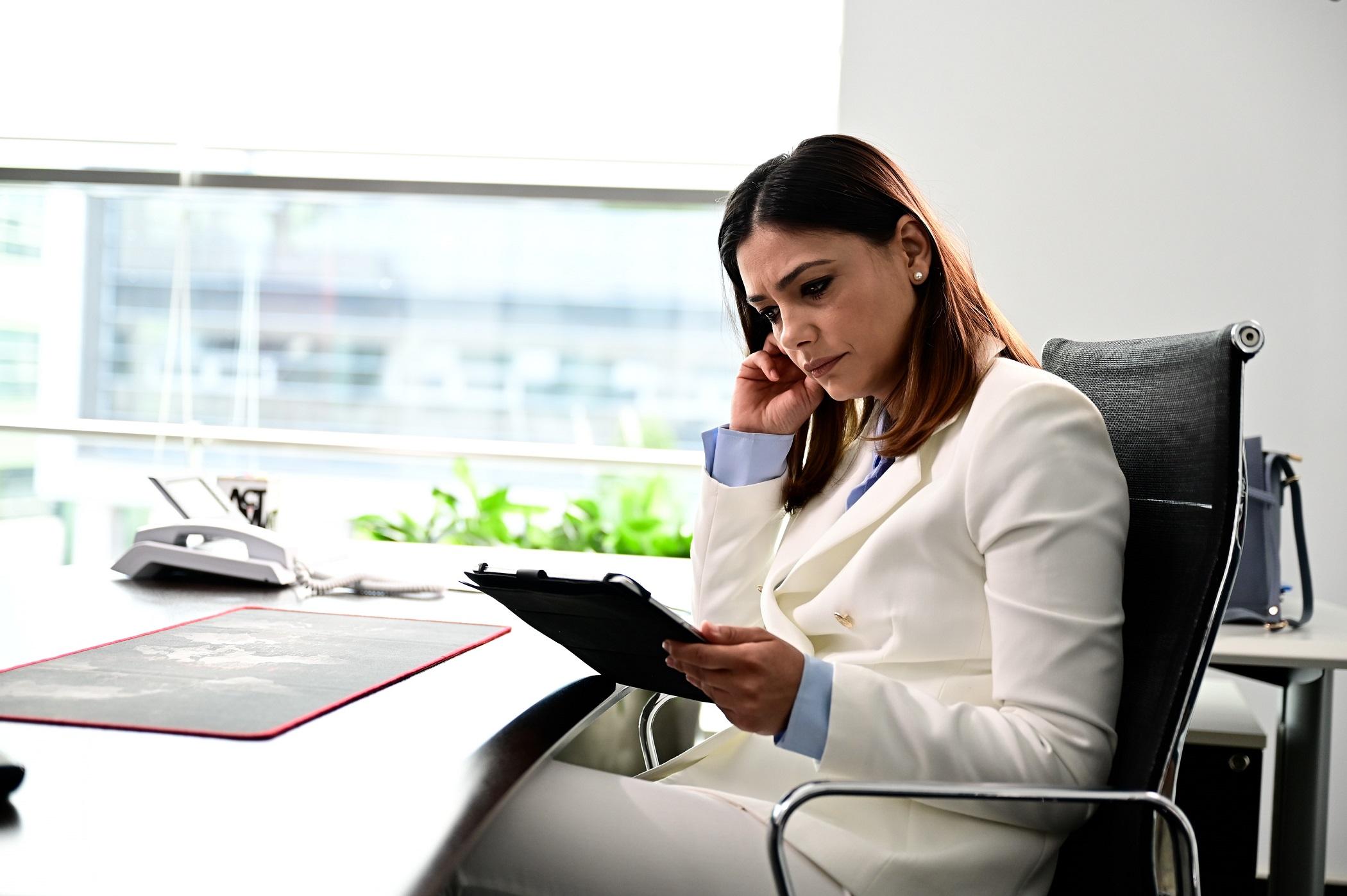 Iulia Verdeş se alătură distribuţiei Adela