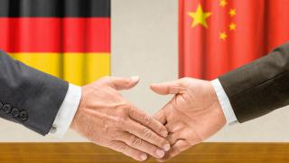 Germania, acuzata că depinde tot mai mult de China după ce a fost blamată că e dependentă de energia din Rusia