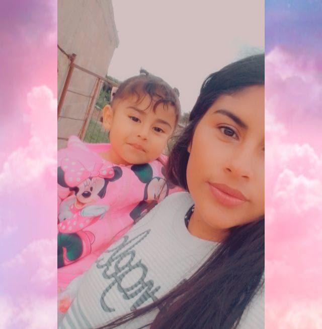 Unul din participanții la înmormântare a observat că panoul de sticlă al sicriului era aburit