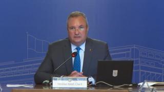 Nicolae Ciucă, după semnarea primelor contracte prin Programul "Anghel Saligny": "Nu contează apartenenţa politică a primarilor"
