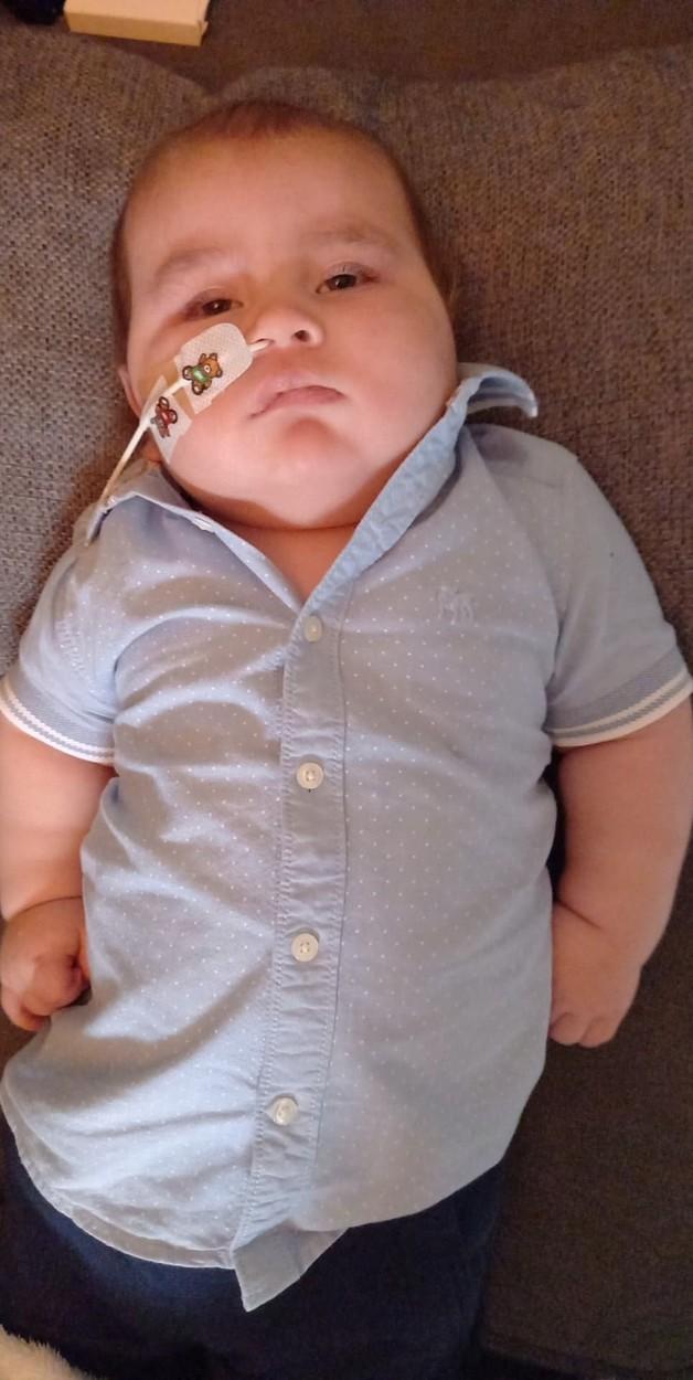 Bebelușul a rămas incapabil să meargă sau să vorbească, după ce a suferit în mod tragic un accident vascular cerebral