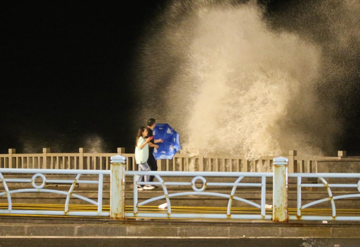 Taifunul Muifa a lovit China