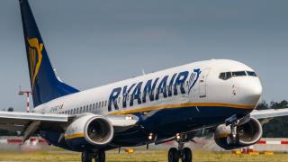 Ryanair anulează 420 de zboruri din cauza grevei controlorilor de trafic aerian din Franța