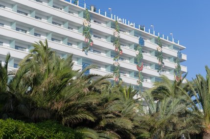 Tânăra a căzut de la etajul 2 al hotelului din Ibiza