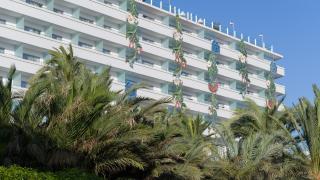 Ultima vacanţă pentru o turistă de 24 de ani: a căzut de la balconul hotelului din Ibiza, sub ochii iubitului. "Nimic nu prevestea tragedia"