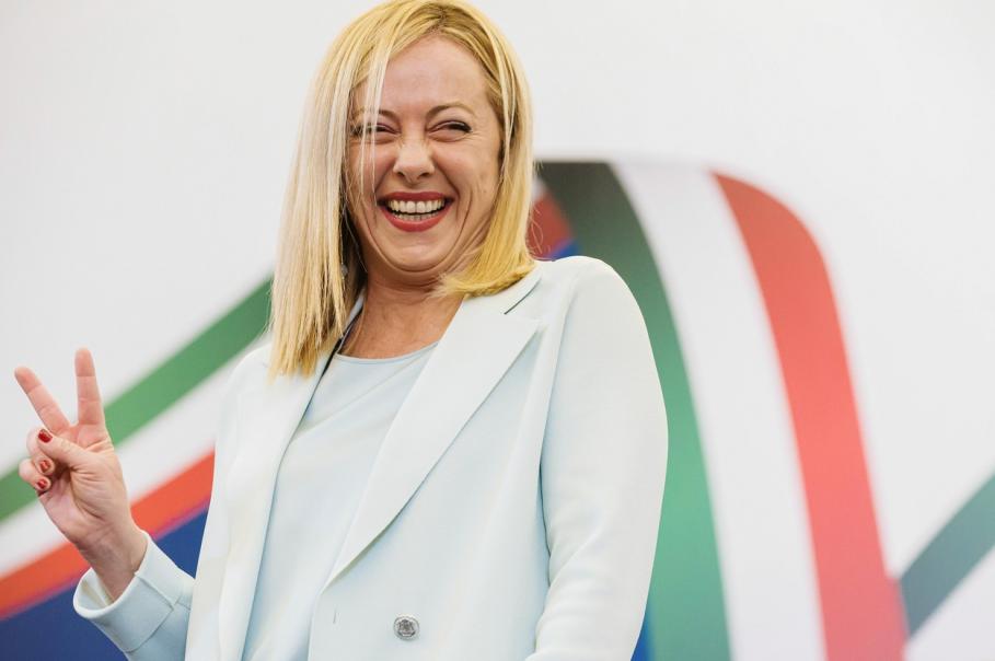 Ce înseamnă pentru Italia un guvern de extremă dreapta şi cum a reuşit Fratelli d'Italia să devină primul partid al ţării Ce înseamnă pentru Italia un guvern de extremă dreapta şi cum a reuşit Fratelli d'Italia să devină primul partid al ţării